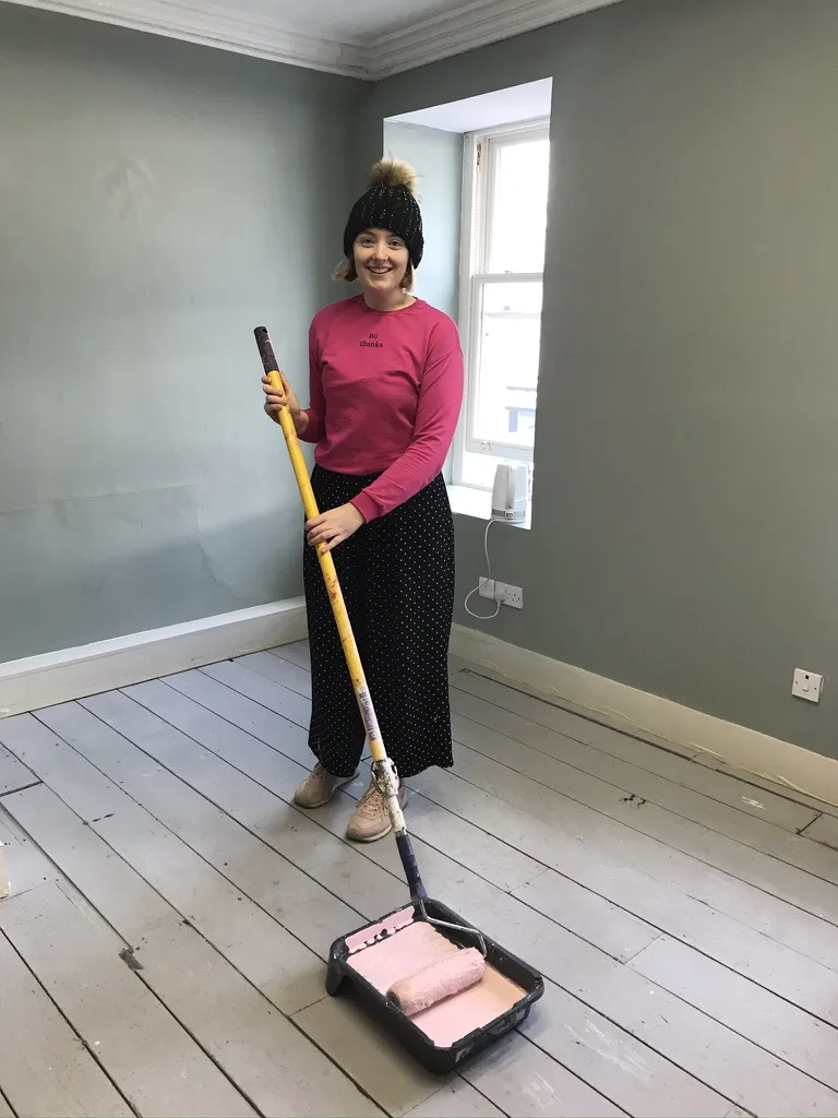 Nell getting the new studio on Roches Street ready