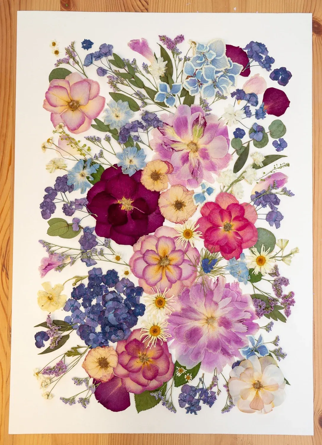 Meadow Romance, rect design on a wooden table