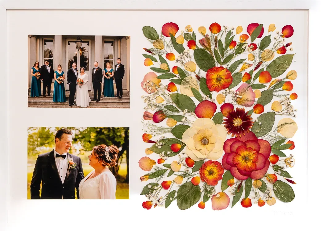 Everlasting Keepsake with wedding photographs, 21 x 15 inch