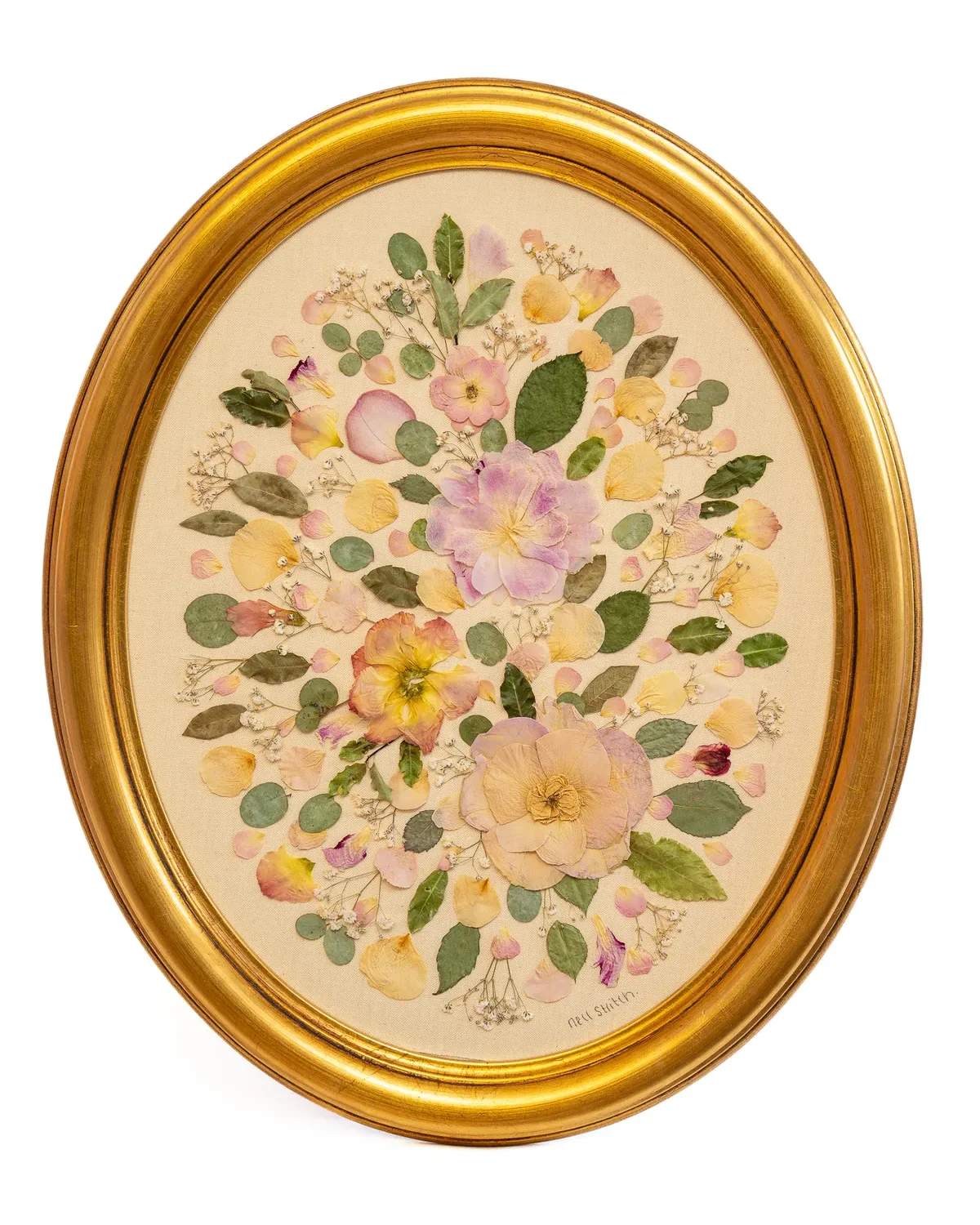 Oval pressed bouquet, 19 x 23 inch