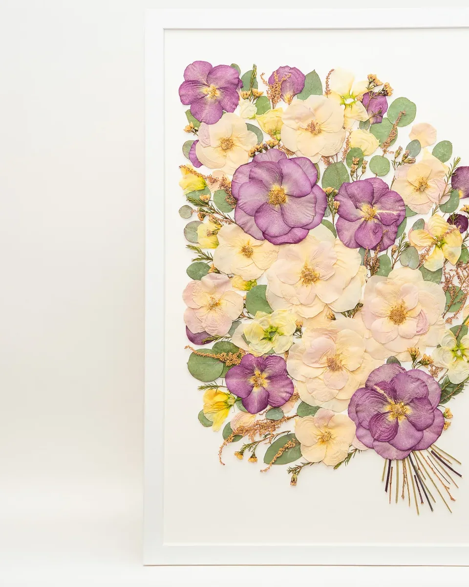 Rectangular pressed bouquet, 21 x 15 inch