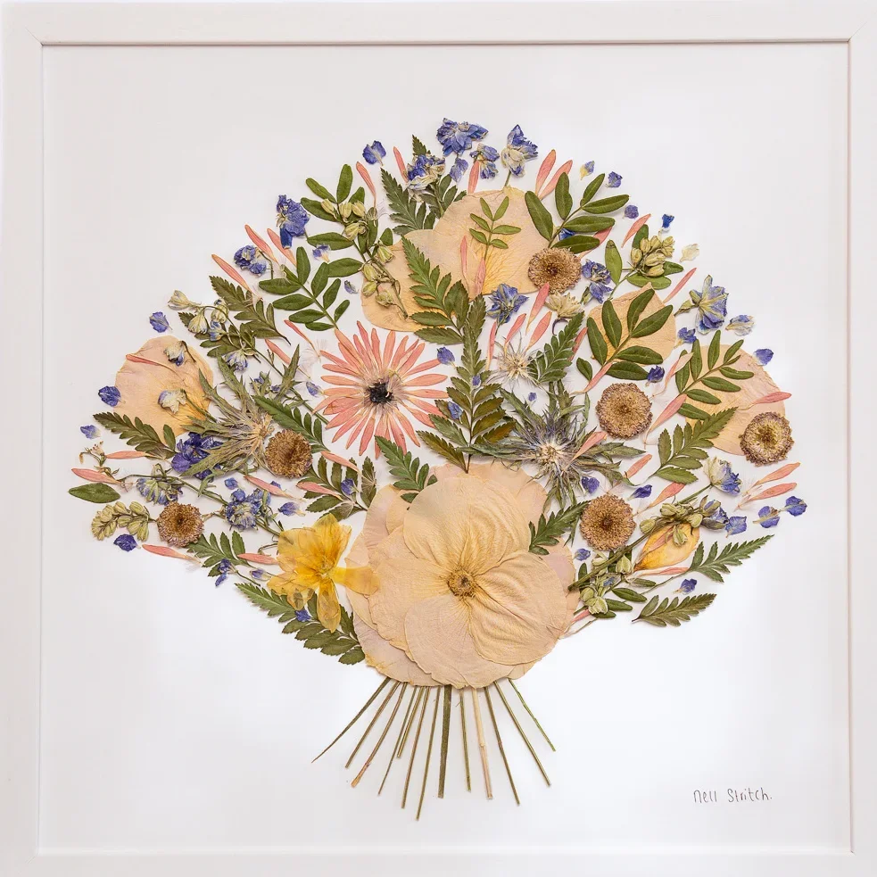 Square pressed bouquet
