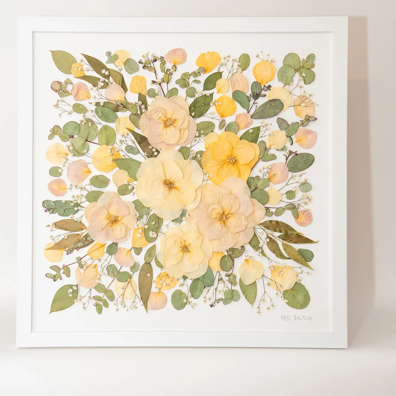 Square pressed bouquet