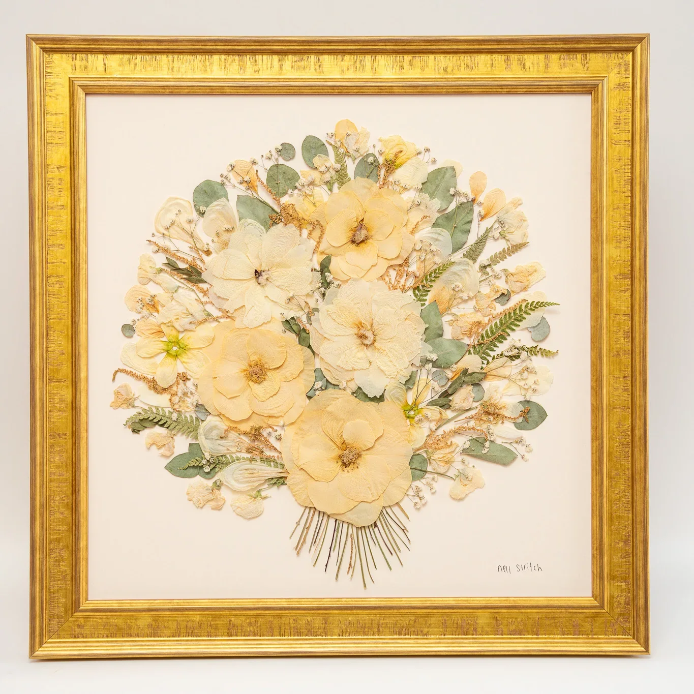 Square pressed bouquet