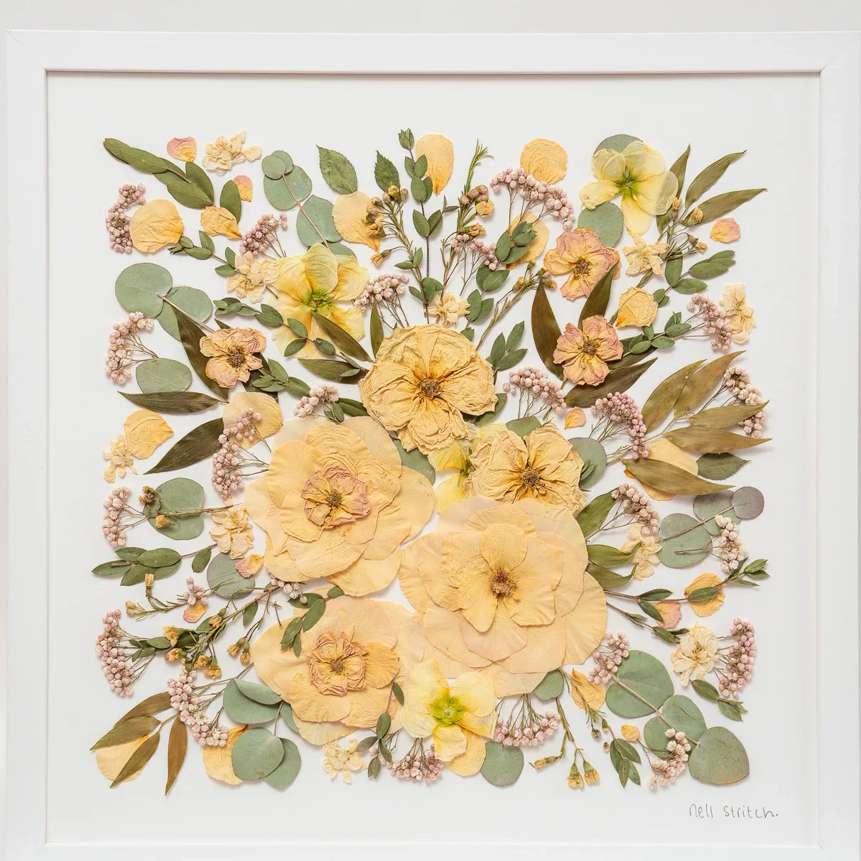 Square pressed bouquet