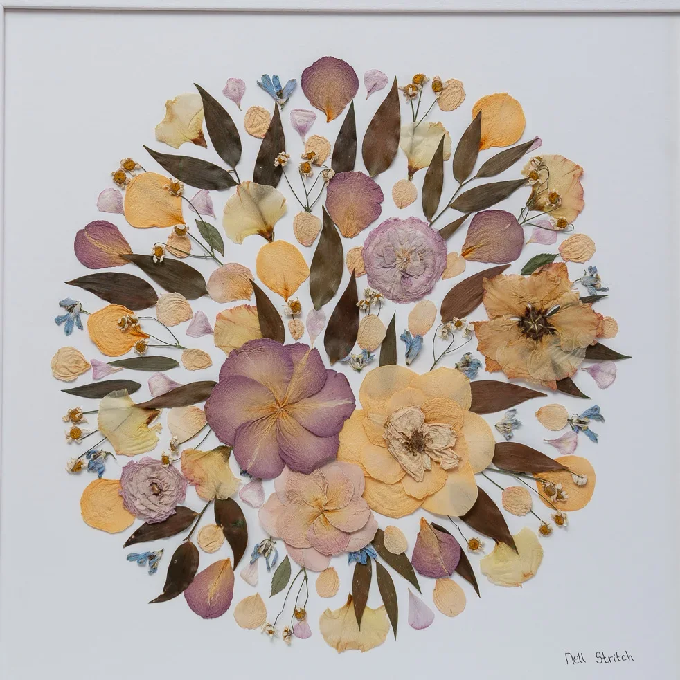 Square pressed bouquet